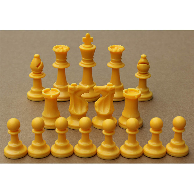 Шахматы пластиковые цветные, 1 – обзор и цена Board Game Queen